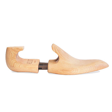 TLB Mallorca | Wooden trees for men's shoes | Leather shoes | Shoe