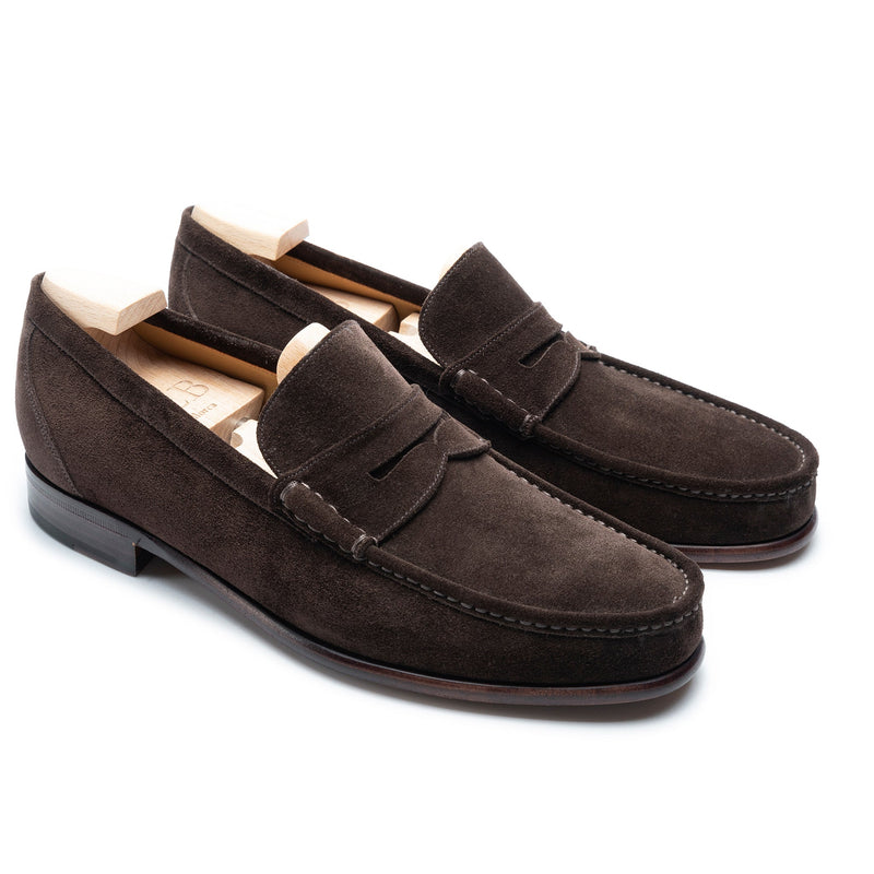 Mocasines penny TLB Mallorca KIOWA 2510 de ante marrón con suela mixta de cuero y goma y costura Blake