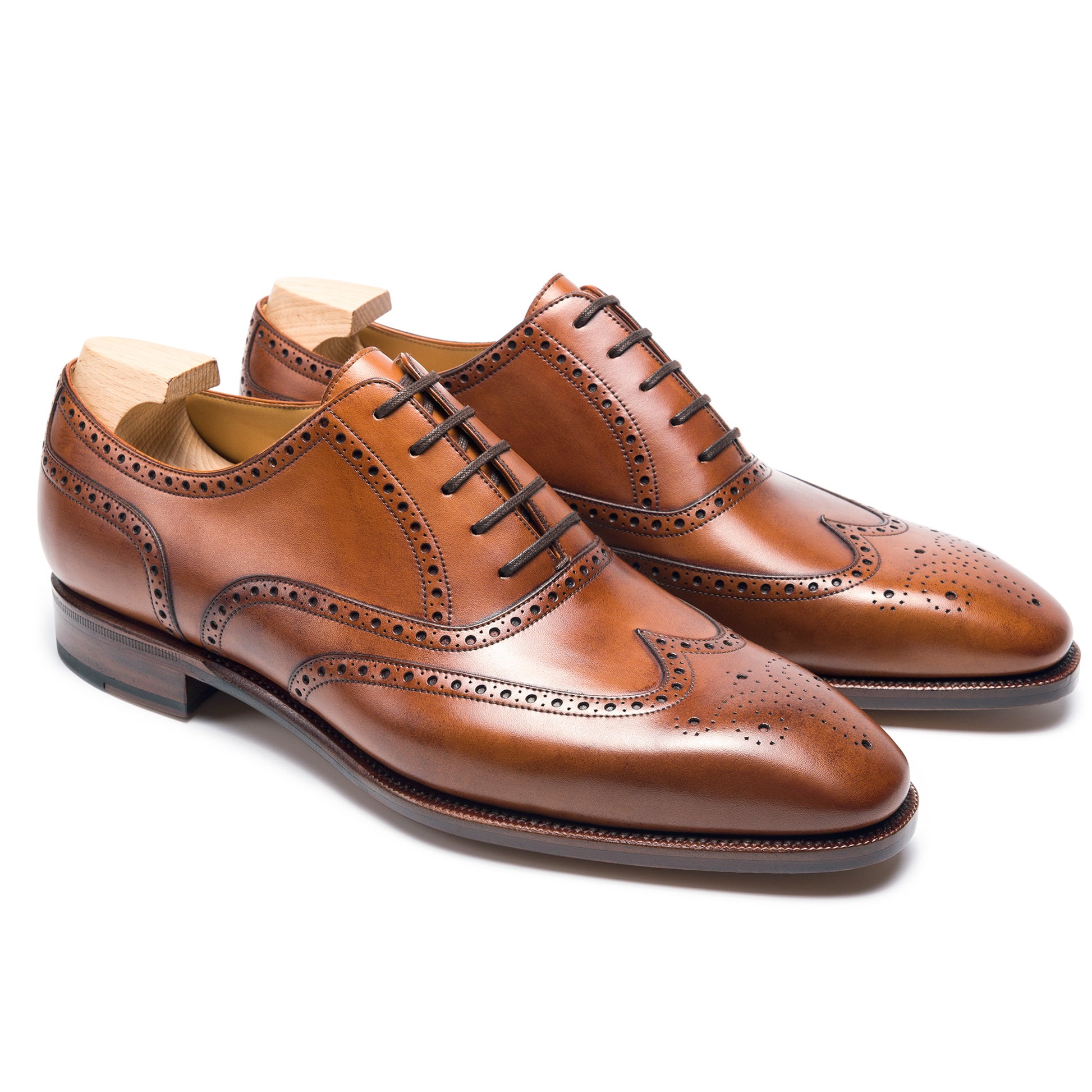 Suede Budapest brown classic brogue perforation