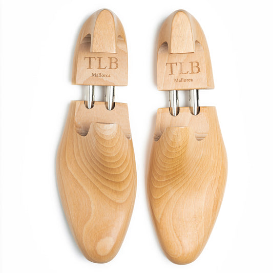 Men's shoe trees